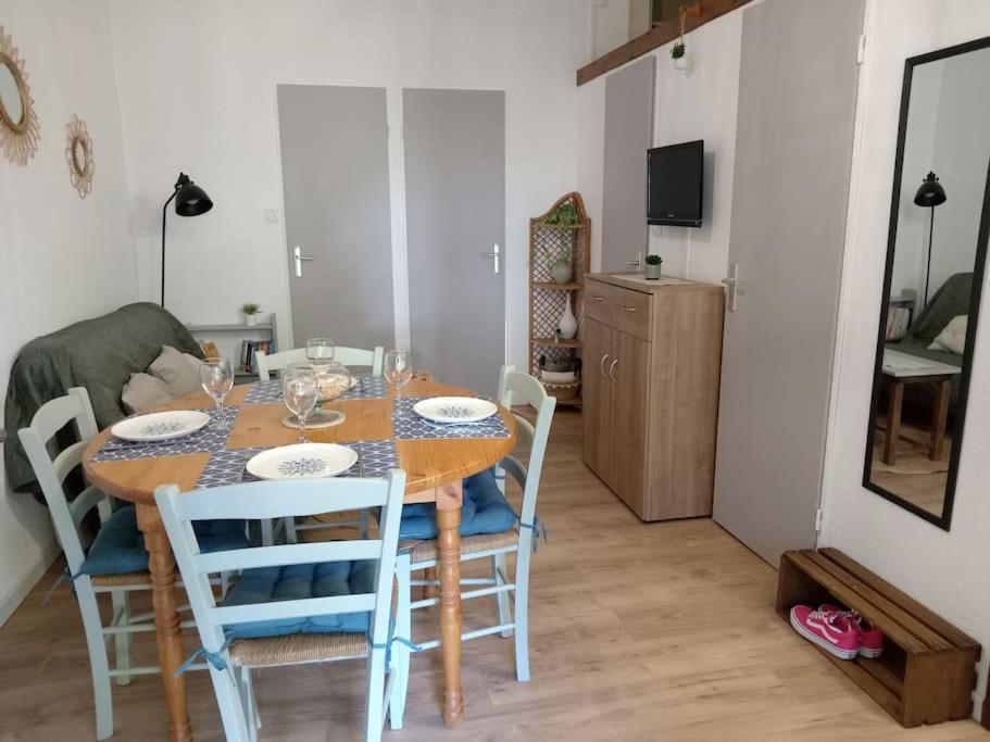 Jolie Maisonnette Dans Residence Calme Avec Piscine Le Barcarès Exterior foto
